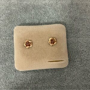 14k Rose Gold Plated Flower Stud Earrings